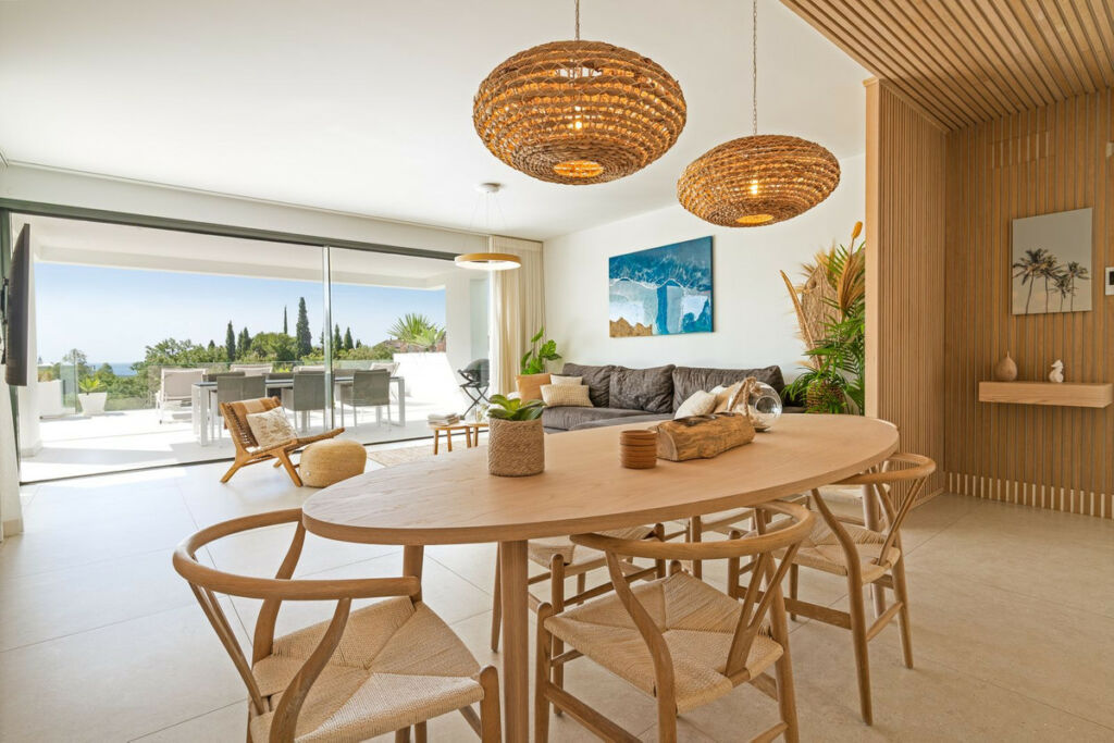 Middle Floor Apartment Benahavís Málaga - image 4