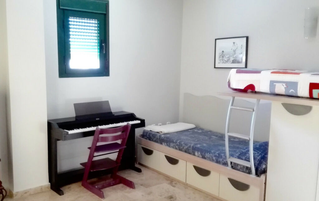 Middle Floor Apartment San Pedro de Alcántara Málaga - image 4