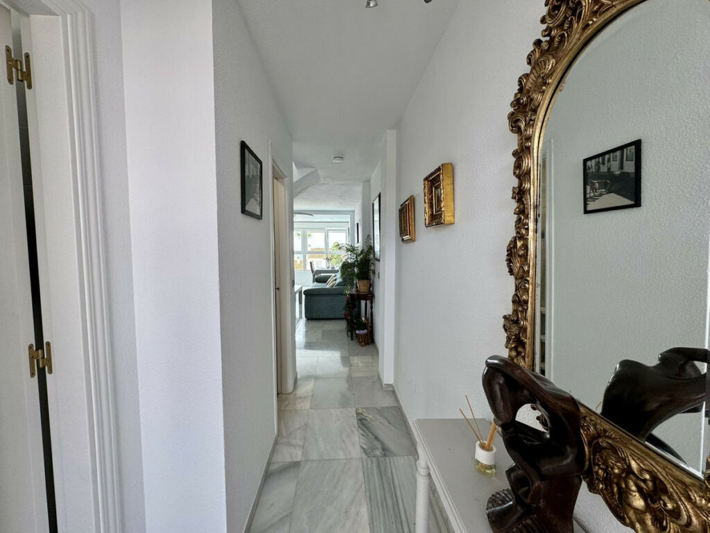 Penthouse Riviera del Sol Málaga - image 6