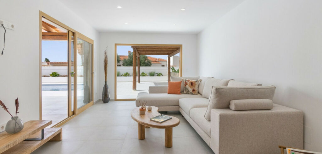 Detached Villa Torrevieja Alicante - image 4