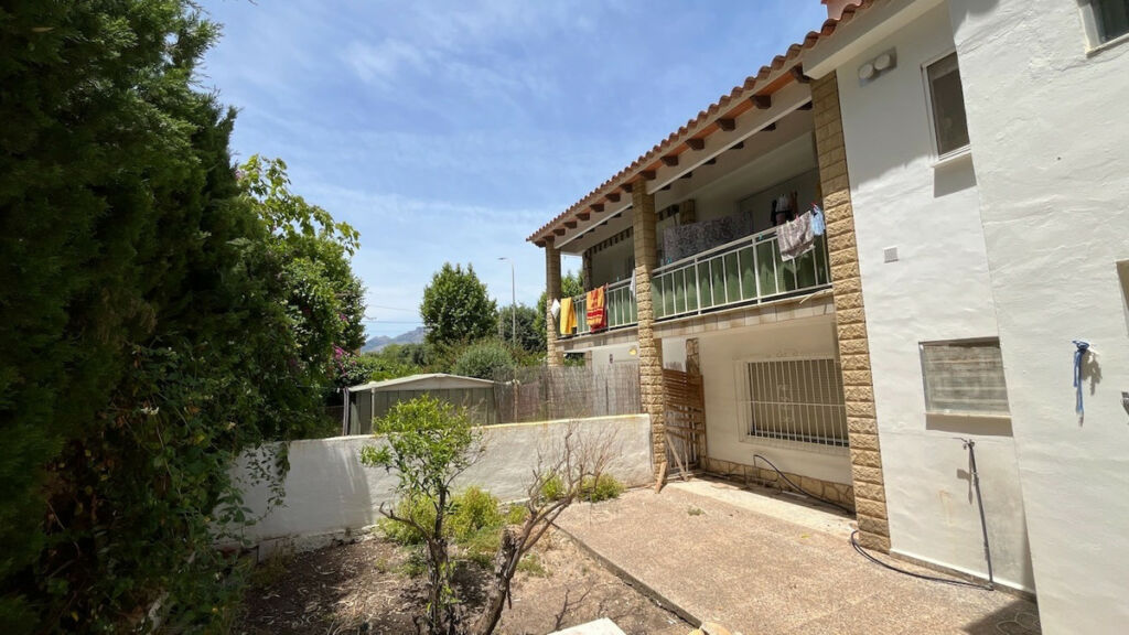 Detached Villa Albir Alicante - image 4