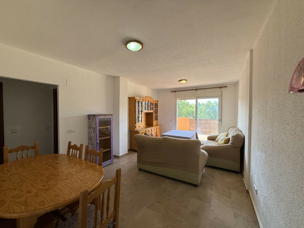 Middle Floor Apartment Casares Playa Málaga - image 4