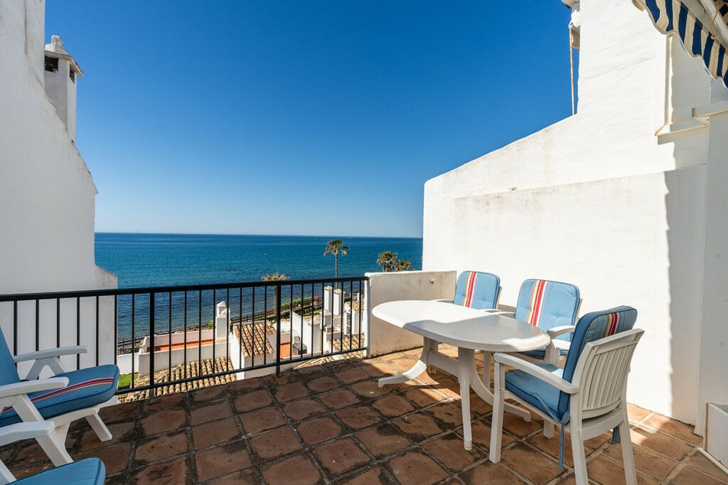 Penthouse Duplex Calahonda Málaga - image 4
