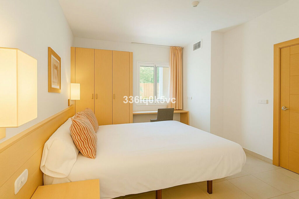Middle Floor Apartment Manilva Málaga - image 4