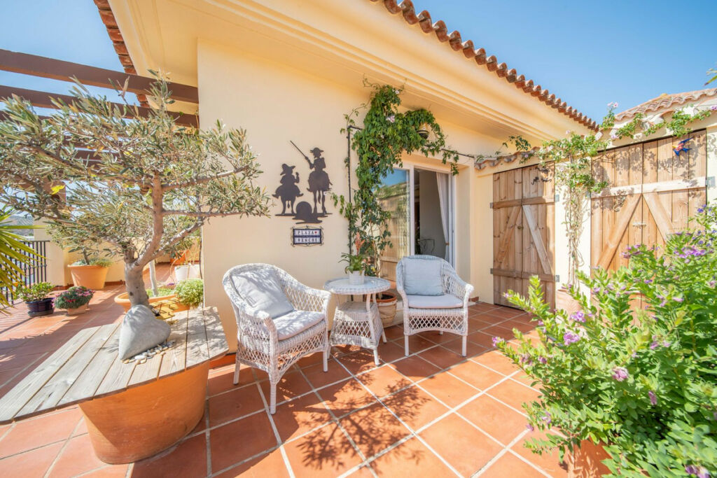Penthouse La Cala Hills Málaga - image 5