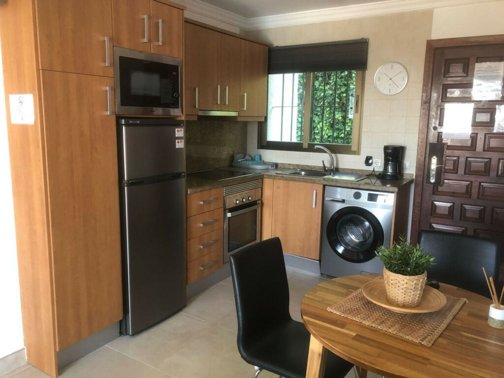 Ground Floor Apartment El Chaparral Málaga - image 6