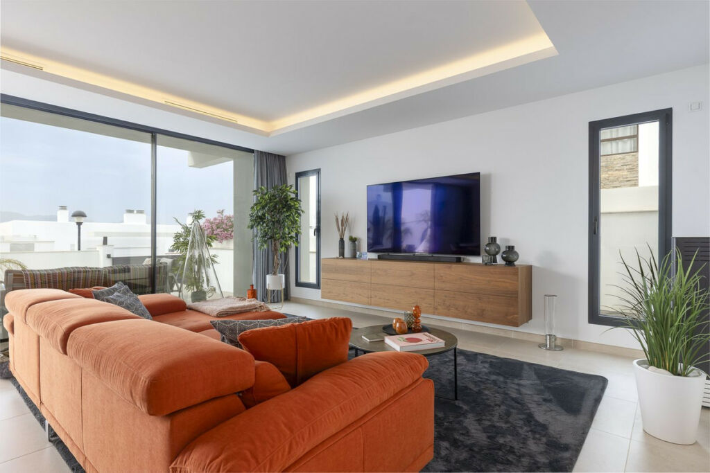 Detached Villa Coín Málaga - image 4