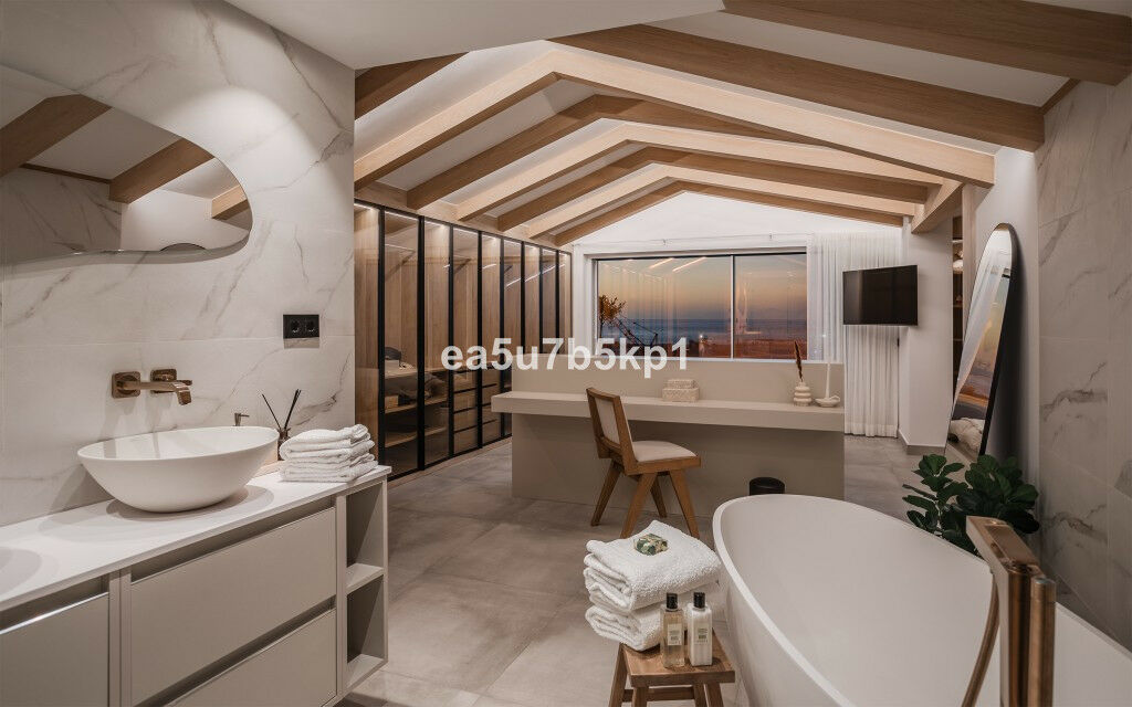 Penthouse Puerto Banús Málaga - image 4