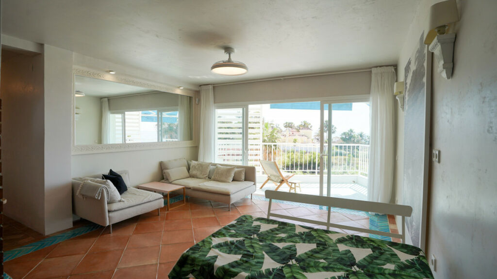 Middle Floor Apartment San Pedro de Alcántara Málaga - image 4