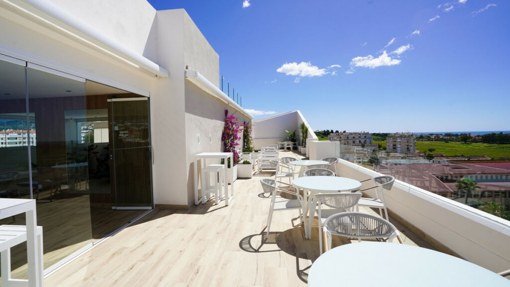 Middle Floor Apartment Marbella Málaga - image 7