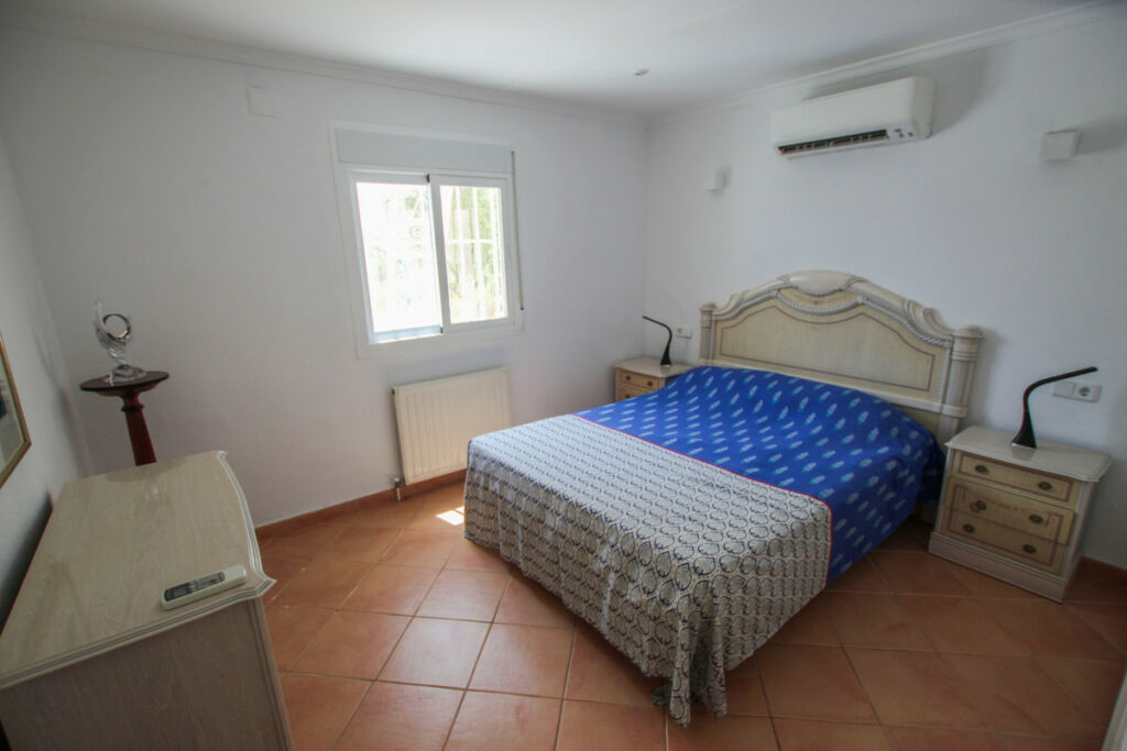Detached Villa Calpe Alicante - image 6