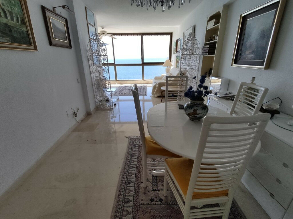 Middle Floor Apartment Benidorm Alicante - image 4