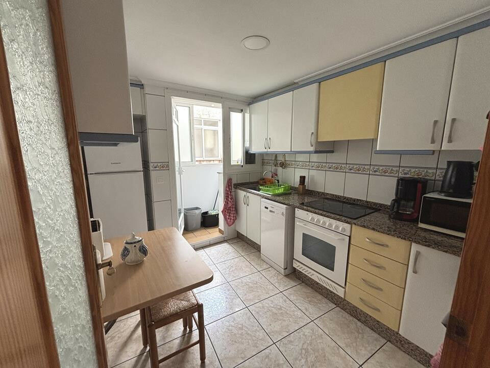 Top Floor Apartment Ondara Alicante - image 4