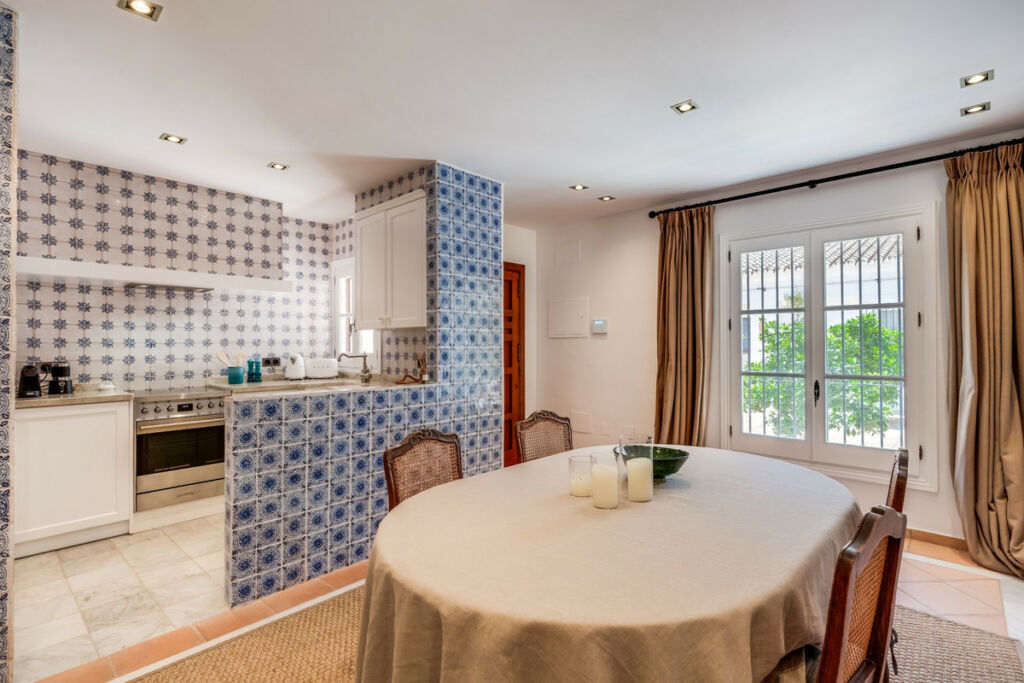 Ground Floor Apartment La Zagaleta Málaga - image 4