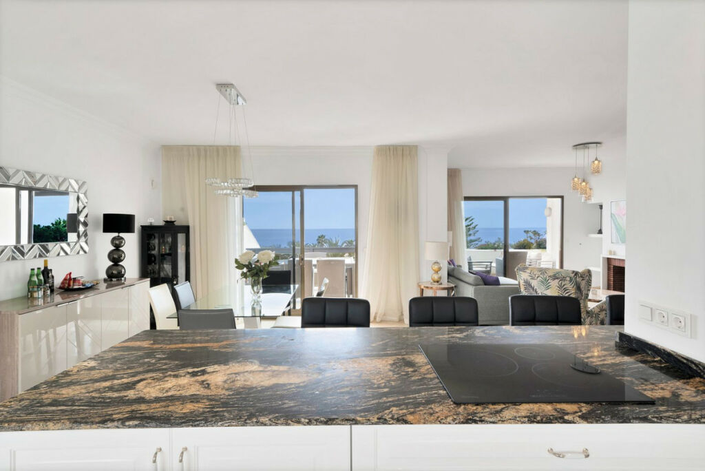 Penthouse The Golden Mile Málaga - image 4