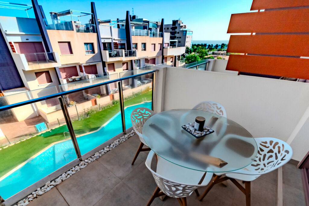 Penthouse Mil Palmeras Alicante - image 4