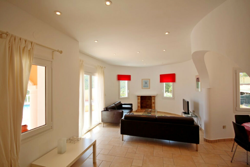 Detached Villa Javea Alicante - image 4