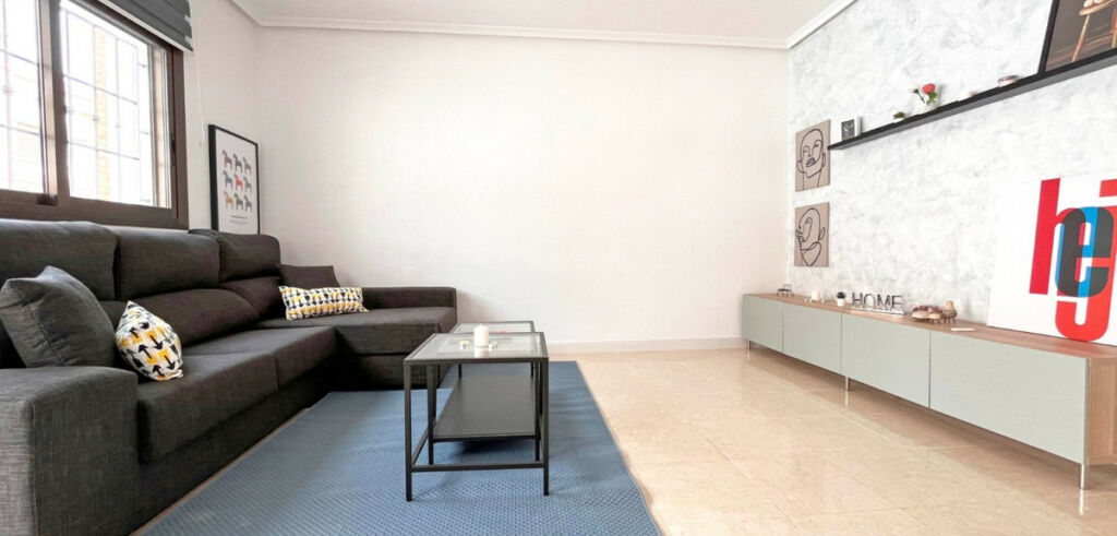 Townhouse San Miguel de Salinas Alicante - image 4