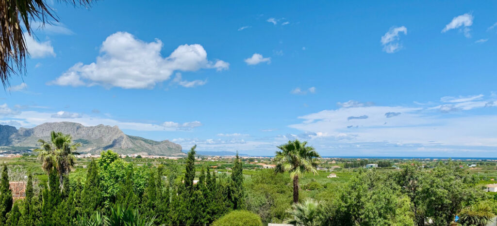 Detached Villa Sella Alicante - image 4