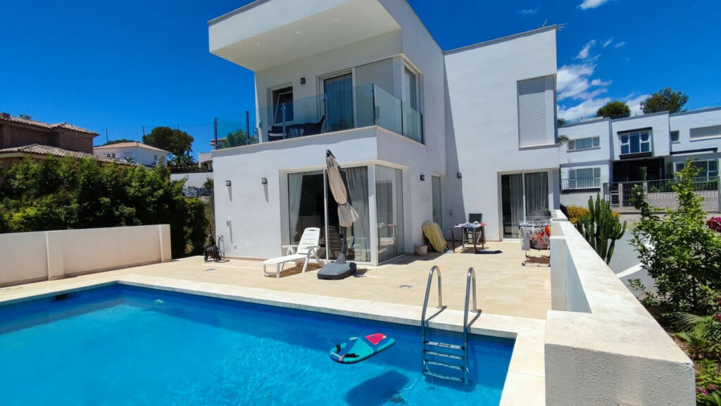 Detached Villa La Cala Golf Málaga - image 4