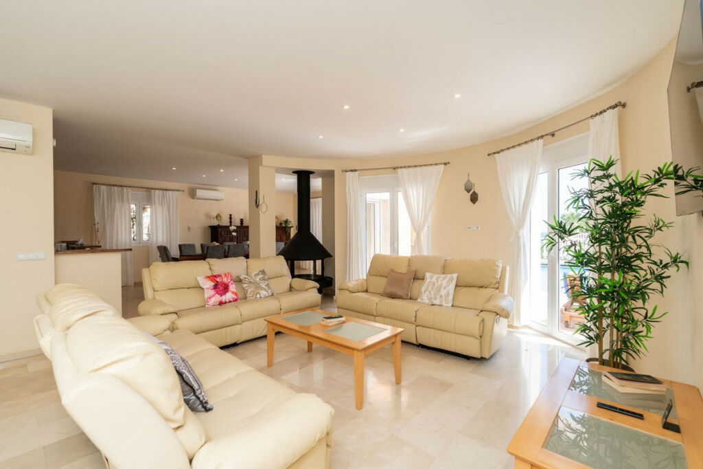 Detached Villa La Cala de Mijas Málaga - image 4