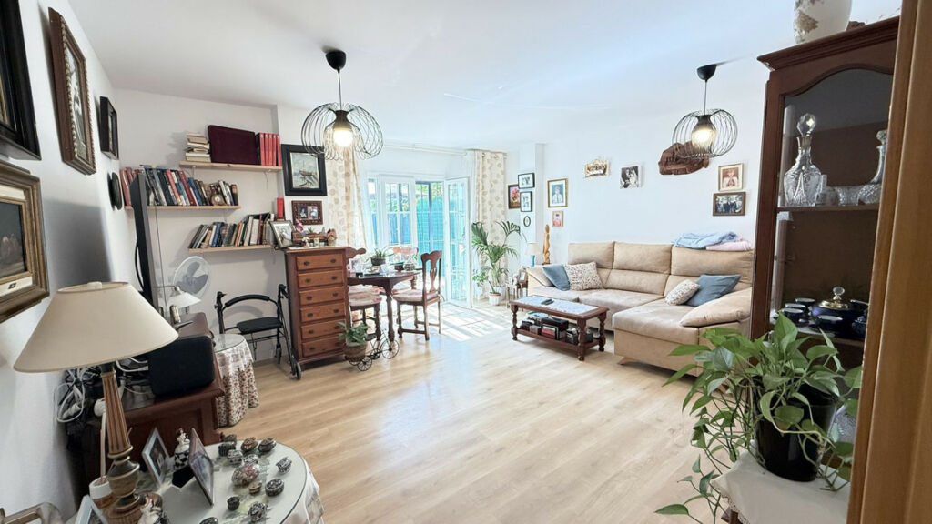 Ground Floor Apartment Estepona Málaga - image 6