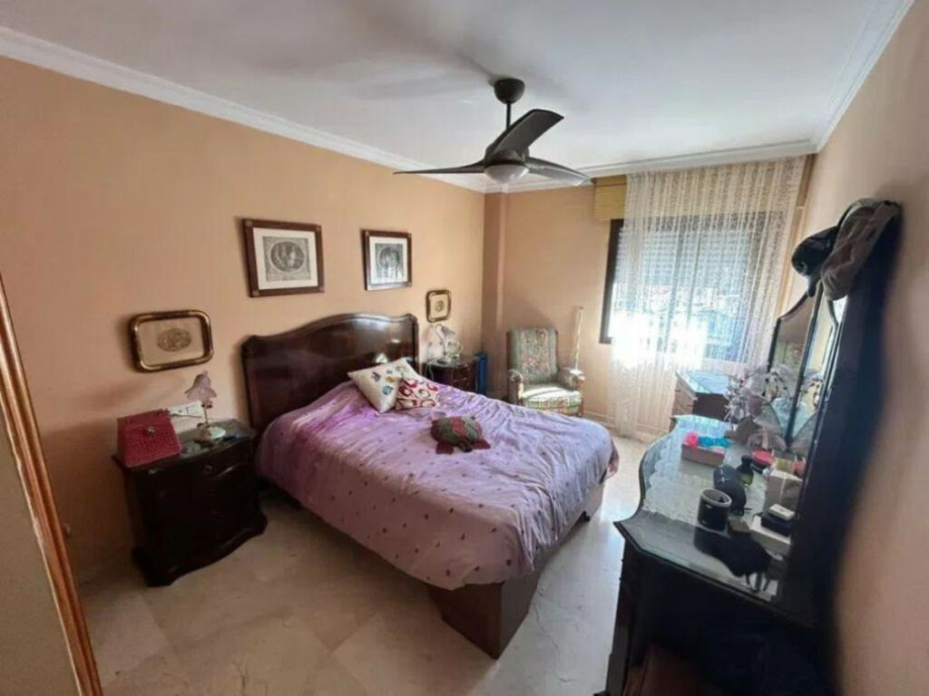 Top Floor Apartment Estepona Málaga - image 4