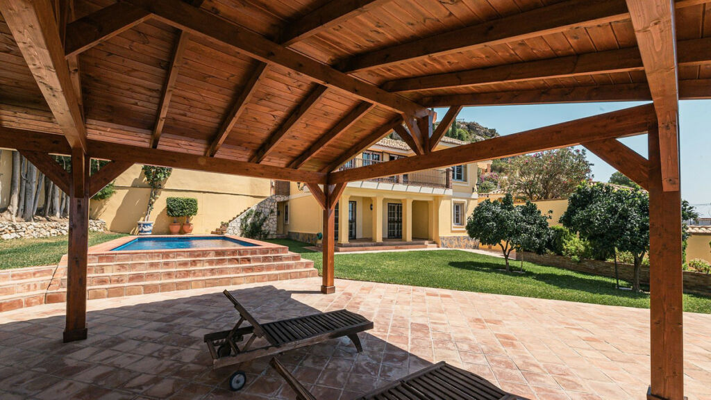 Semi-Detached House La Capellania Málaga - image 4
