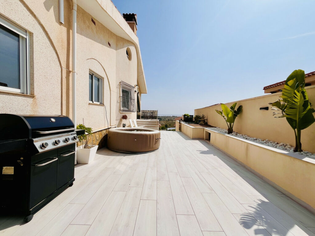 Detached Villa San Miguel de Salinas Alicante - image 4
