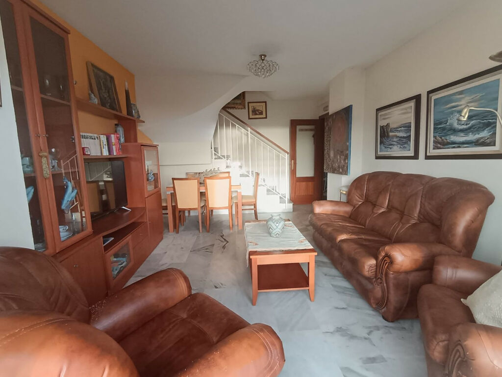 Top Floor Apartment Marbella Málaga - image 4