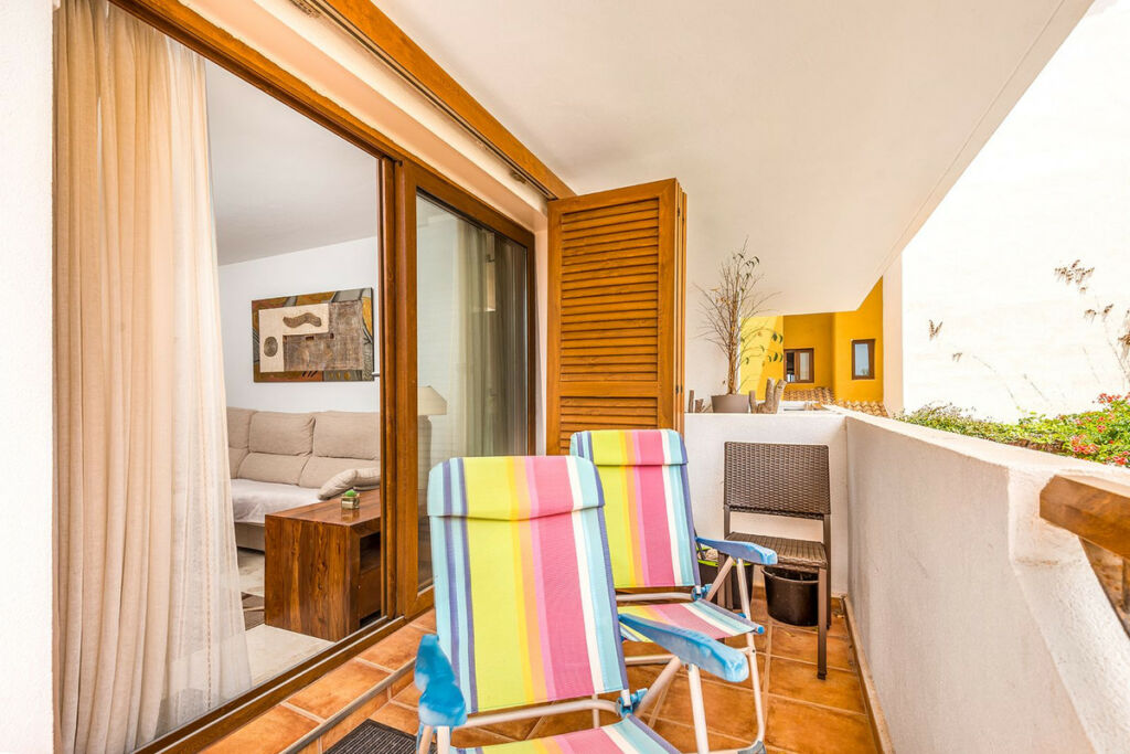 Middle Floor Apartment Punta Prima Alicante - image 4
