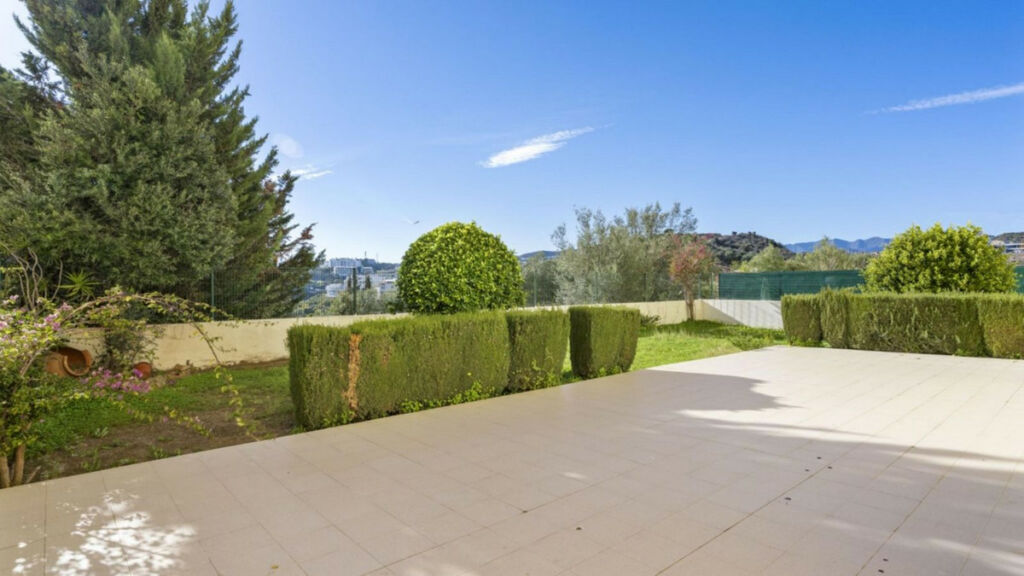 Ground Floor Apartment La Cala Málaga - image 4
