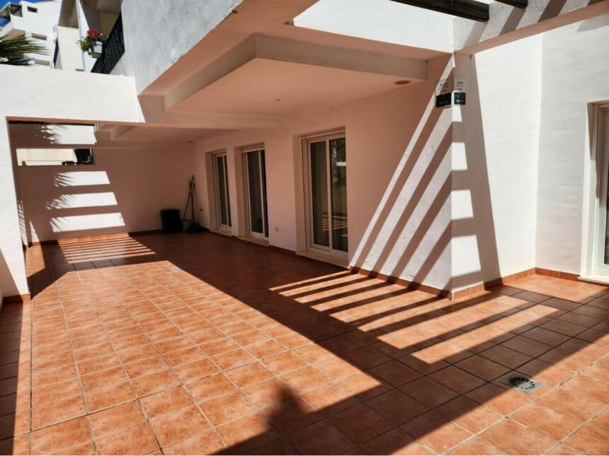 Ground Floor Apartment Torrequebrada Málaga - image 4