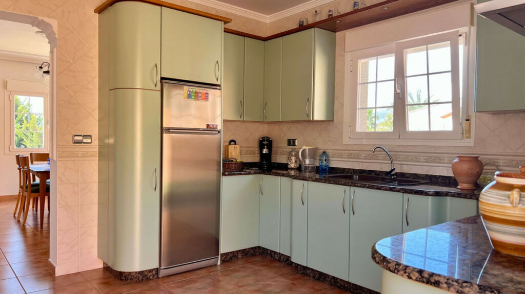 Detached Villa Calpe Alicante - image 4