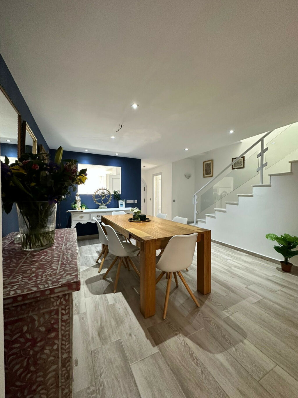 Townhouse Aloha Málaga - image 4