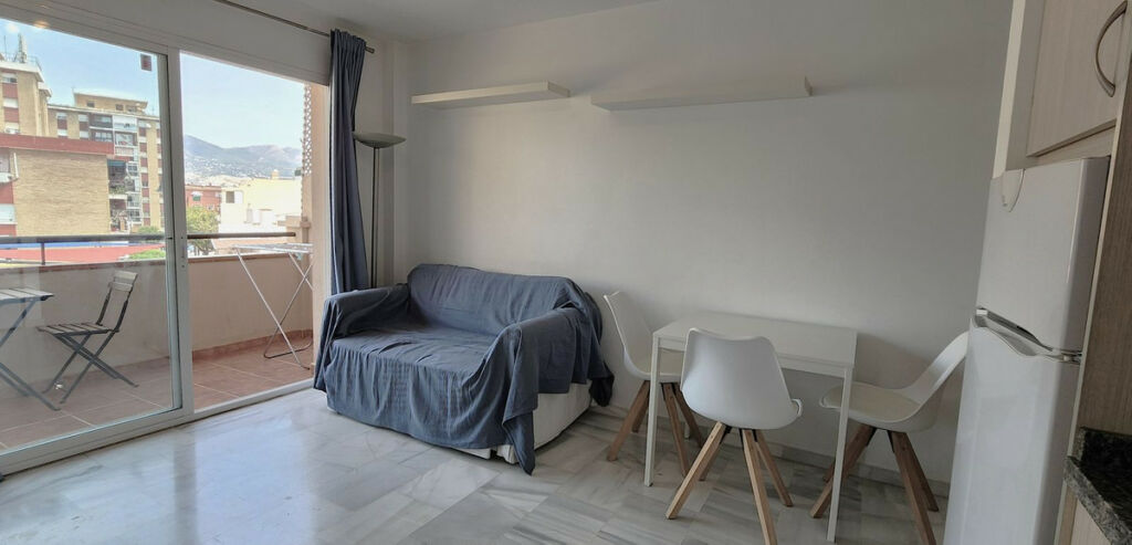Middle Floor Apartment Mijas Costa Málaga - image 4
