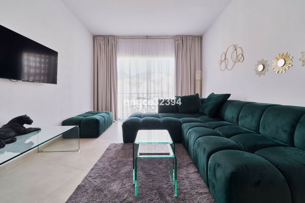 Middle Floor Apartment Marbella Málaga - image 5