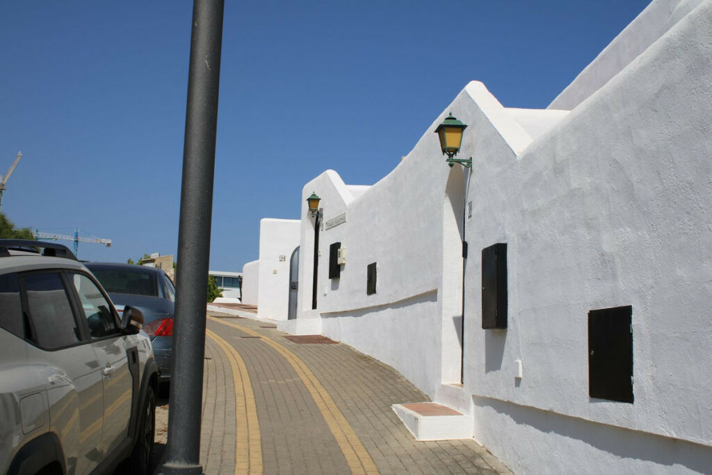 Semi-Detached House Cabopino Málaga - image 4