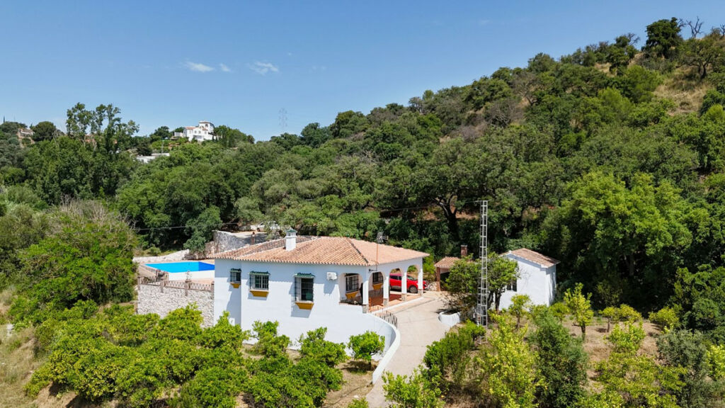 Detached Villa Alhaurín el Grande Málaga - image 4