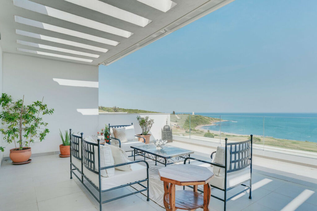 Penthouse La Alcaidesa Cádiz - image 4
