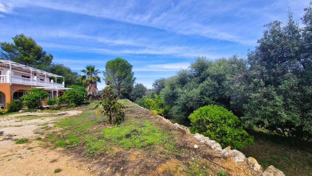 Detached Villa Parcent Alicante - image 4