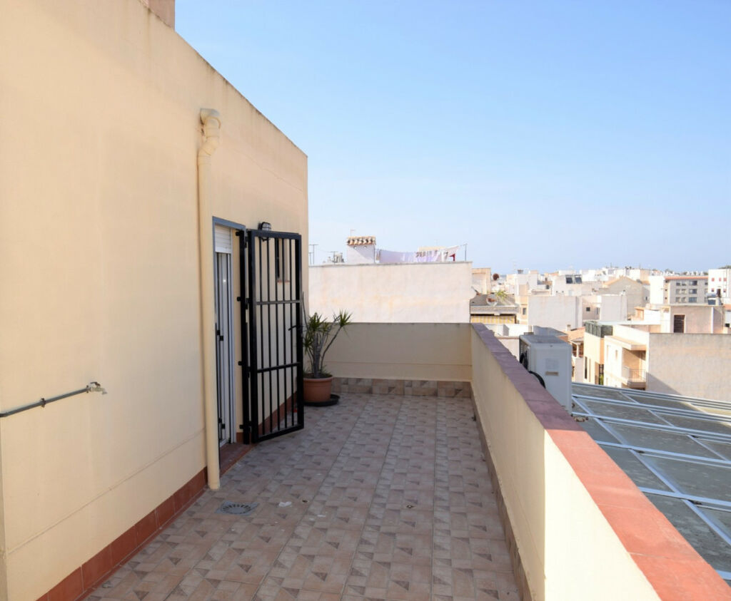 Penthouse Guardamar del Segura Alicante - image 4