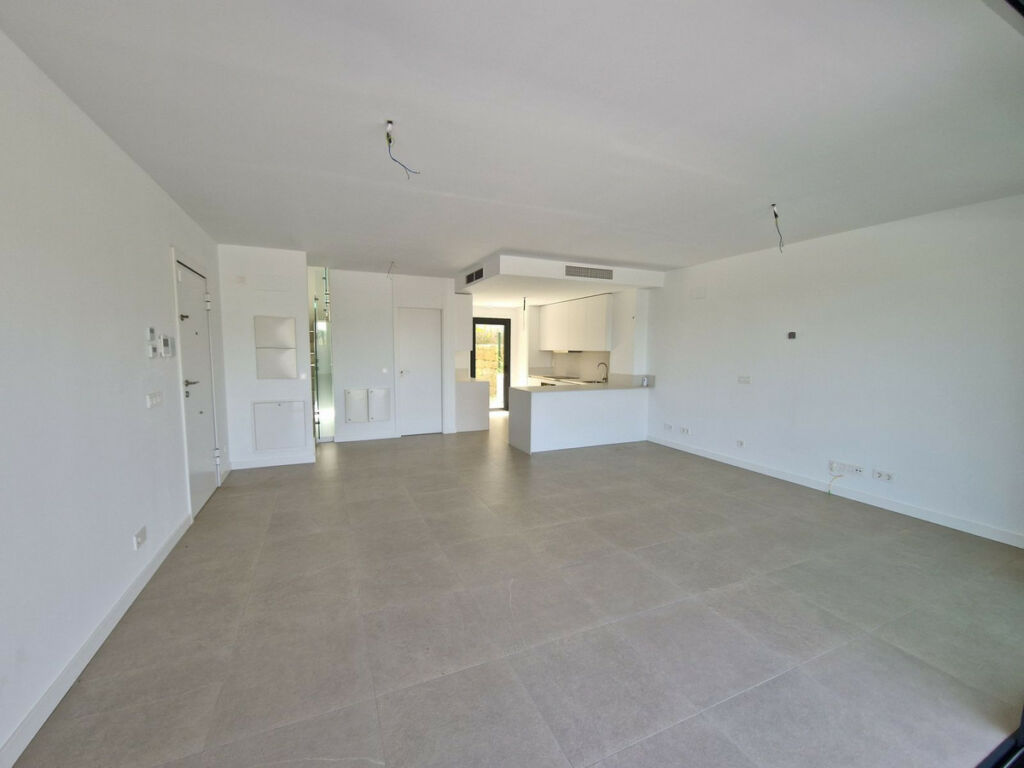 Semi-Detached House Atalaya Málaga - image 4