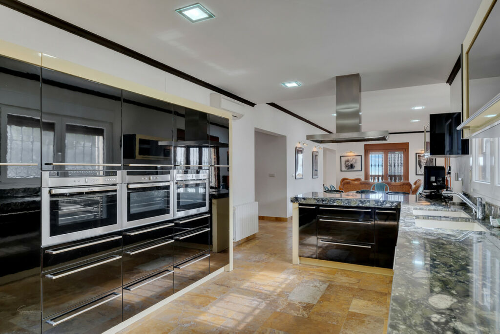 Detached Villa Beniarbeig Alicante - image 4