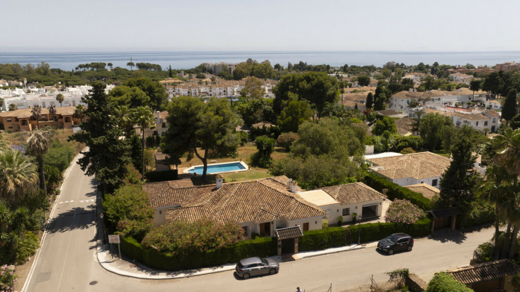 Land El Paraiso Málaga - image 4