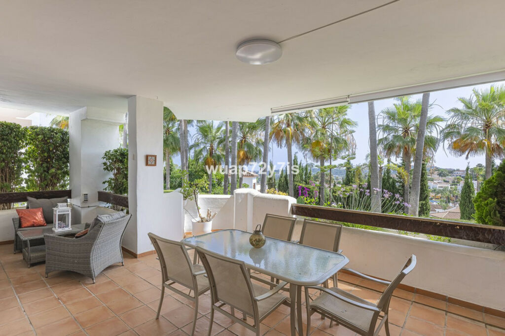 Ground Floor Apartment Nueva Andalucía Málaga - image 7