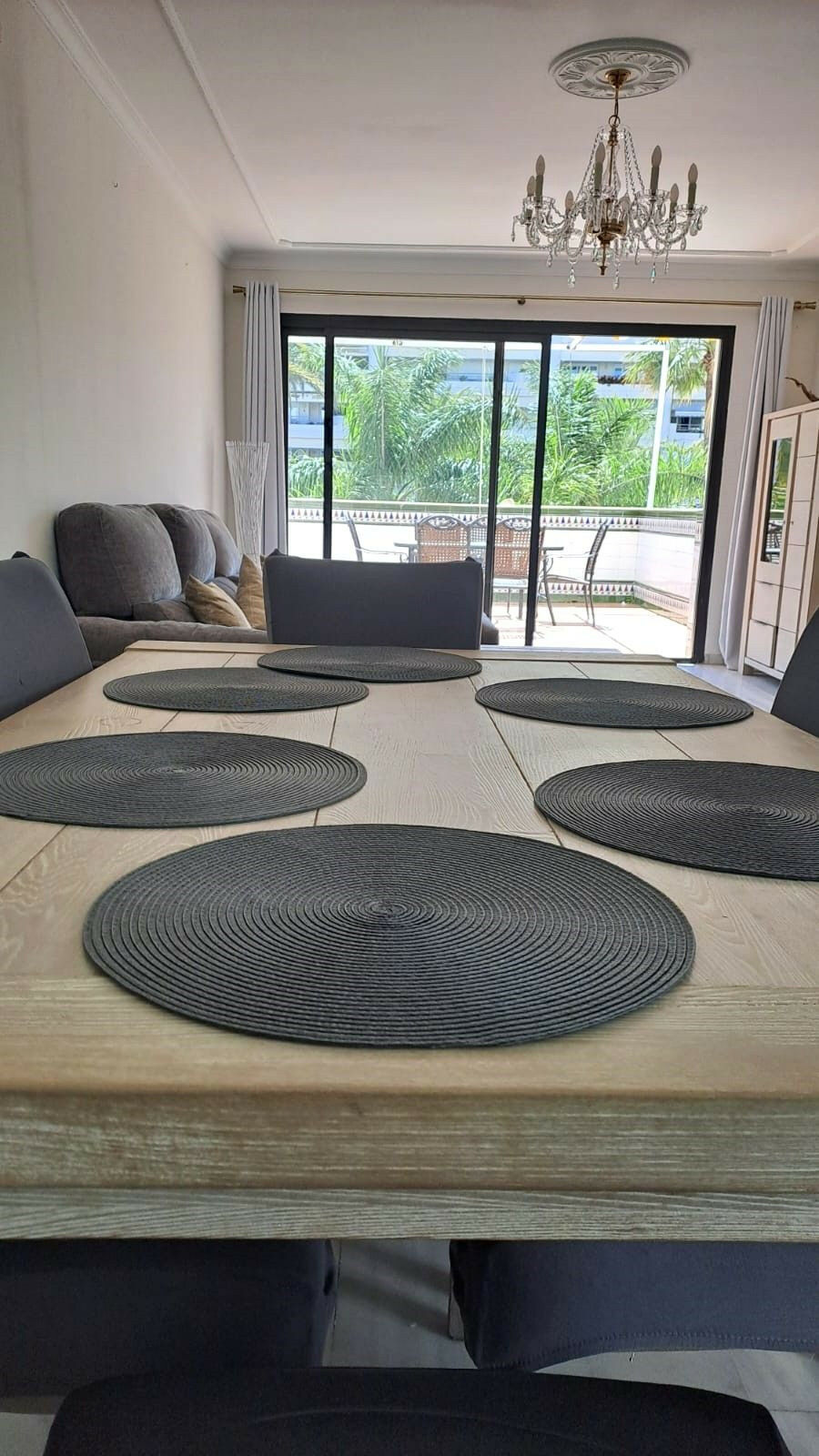 Middle Floor Apartment Puerto Banús Málaga - image 4