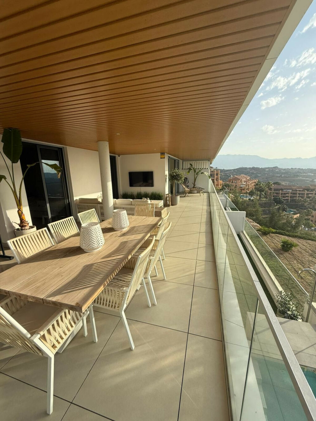 Middle Floor Apartment Mijas Costa Málaga - image 4