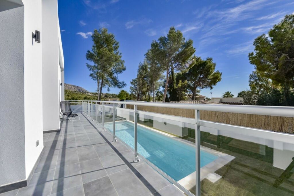 Detached Villa Altea Alicante - image 40