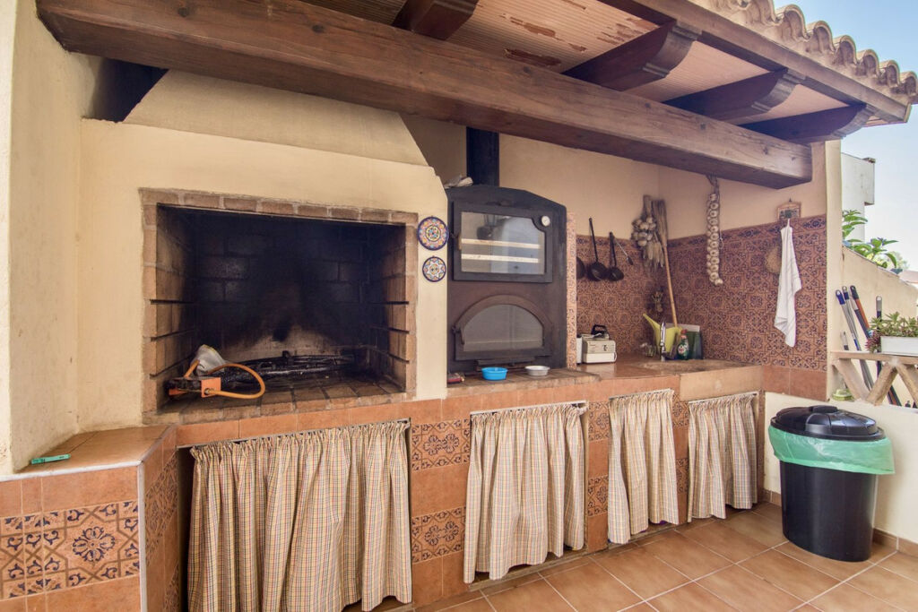 Detached Villa Almoradi Alicante - image 40